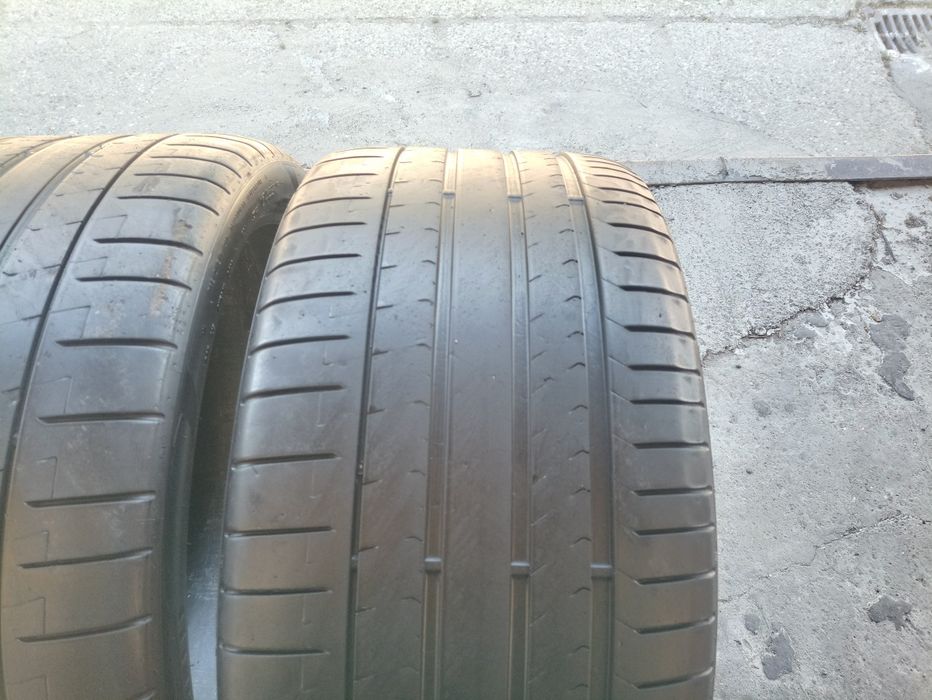 2 anvelope de vara Pirelli 325/30 R23 dot 2420