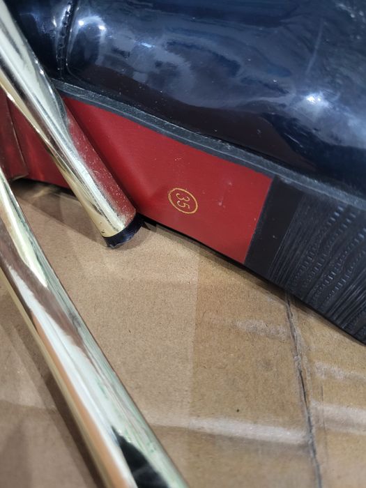 Pantofi dama din lac