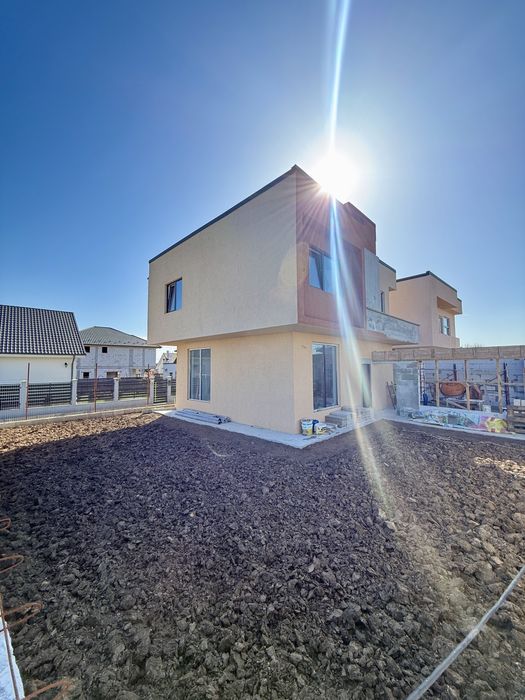 Vila P+1, 4 camere, placa beton,proiect Mediteranean,Valu lui Traian
