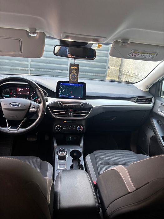 FORD Focus 2020 — imagine 5