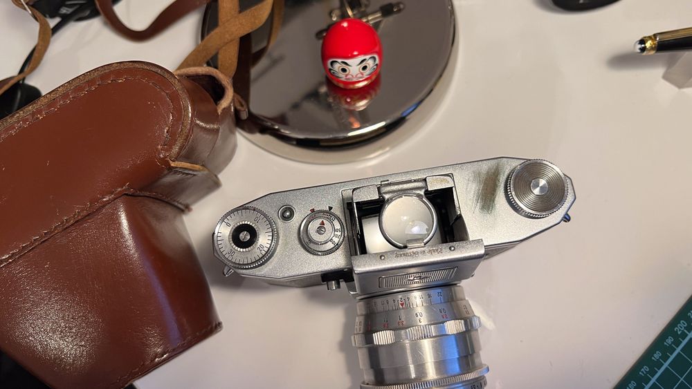 Praktiflex FX cu lentilă Carl Zeiss Jena Biotar 2/58 mm T - M42