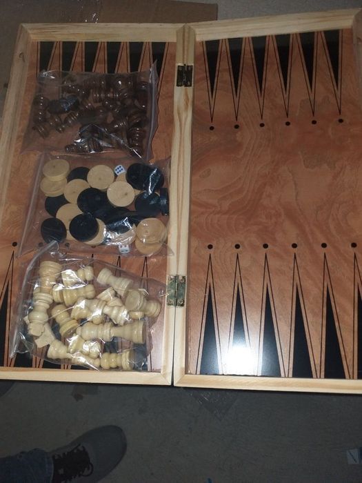 Нови комплекти Шах3в1