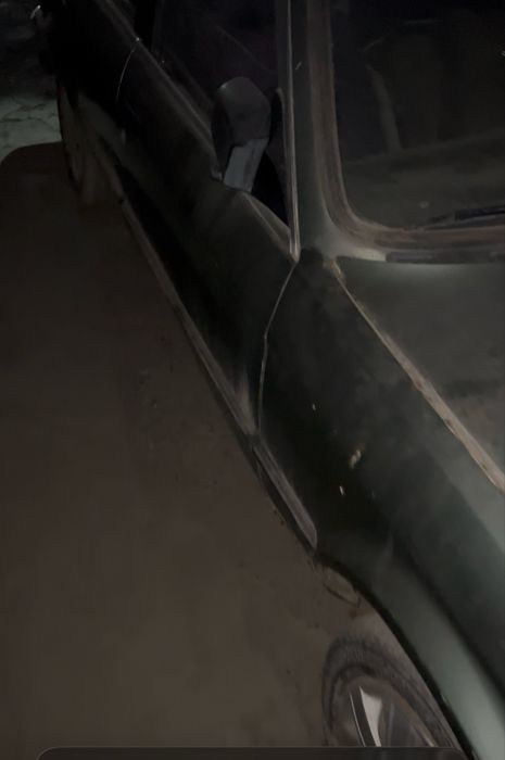 BMW 1985 год запчасти есть в наличии