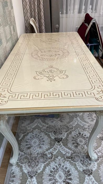 Стол гостинный Версаче