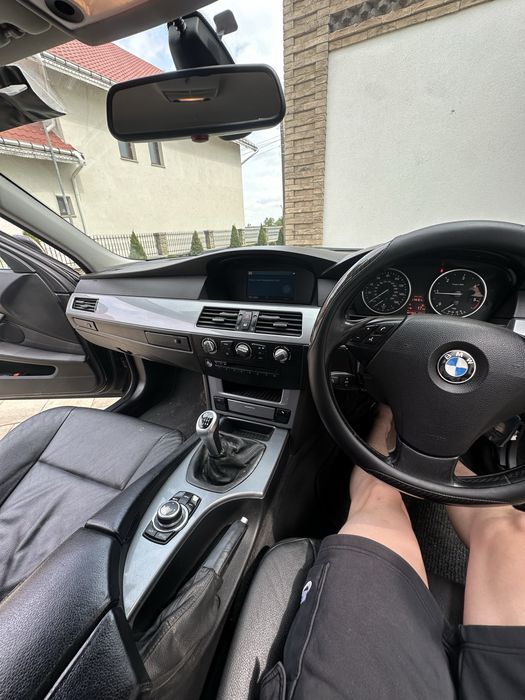 BMW 5 Series 2009 — imagine 5