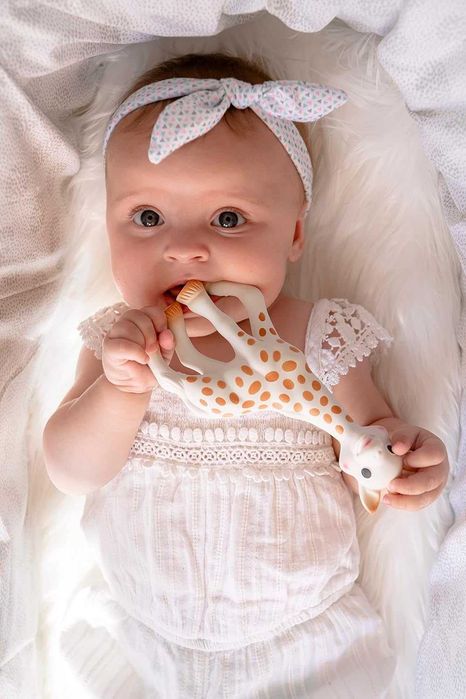 Sophie la Girafe – Класическа гризалка и сензорна играчка за бебе