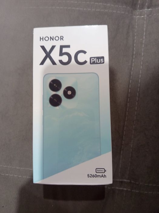 Продам телефон Хонор Х5с