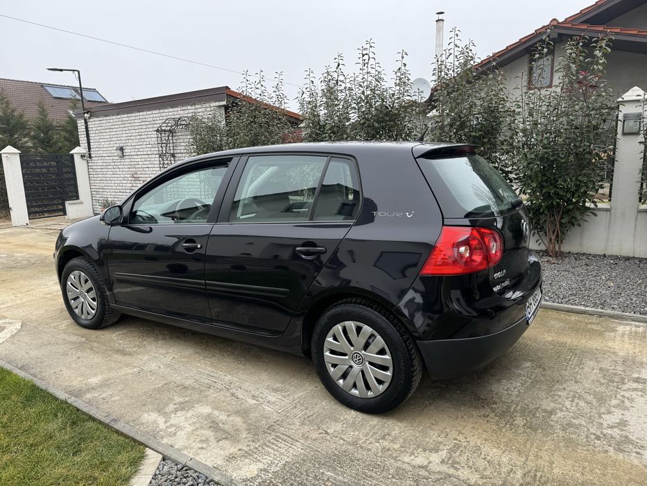 Volkswagen golf V