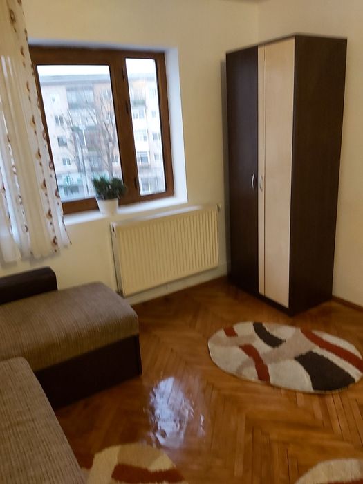 Ofer spre inchiriere apartament 2 camere