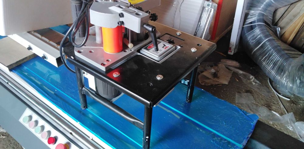 Кантираща машина с предфрезоване модел 55Н - 9200 евро