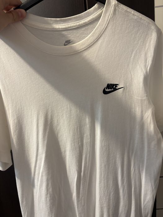 Vand tricou nike original NOU CU ETICHETA,reduceri de vara