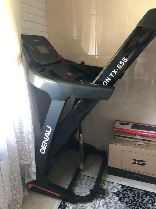 Беговая дорожка Genau