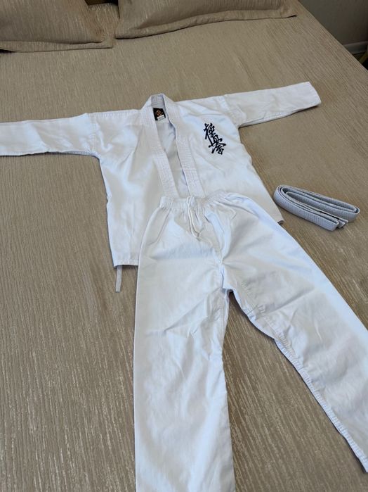 Продам кимано для карате