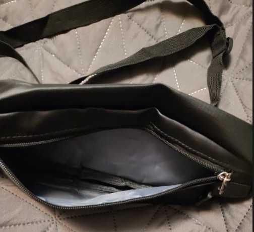 Borseta Neagra Pasarora neagra poliester noua