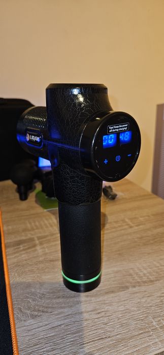 Aparat de masaj profesional cu 8 capete