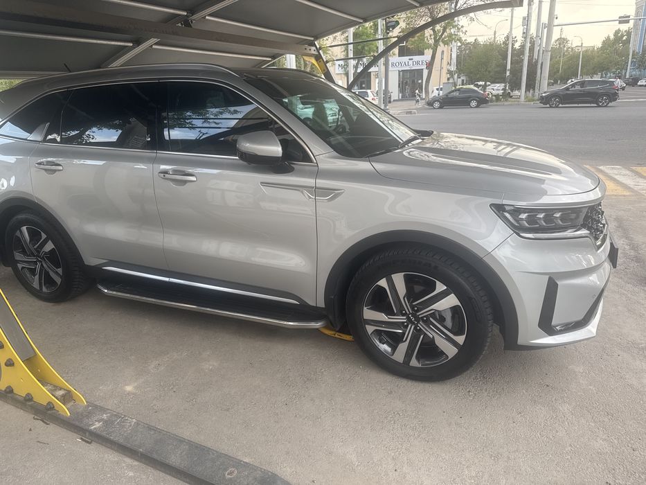 Kia Sorento в отличном состоянии 3,5 л мотор