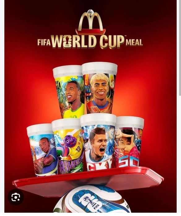 ЧИСТО НОВ пълен колекционерски комплект чаши McDonald's – FIFA World Cup 2026