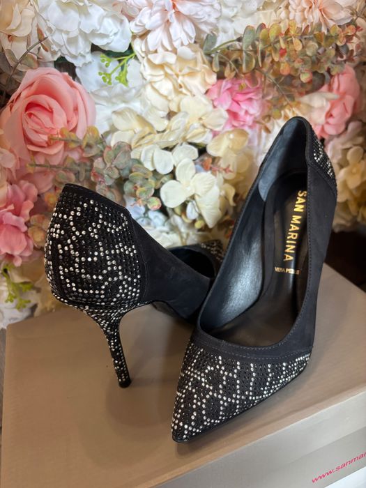 Велурени обувки на висок ток San Marina