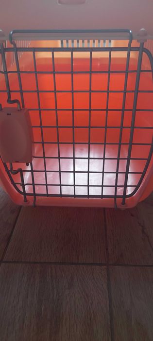 Транспортна клетка за малко животно