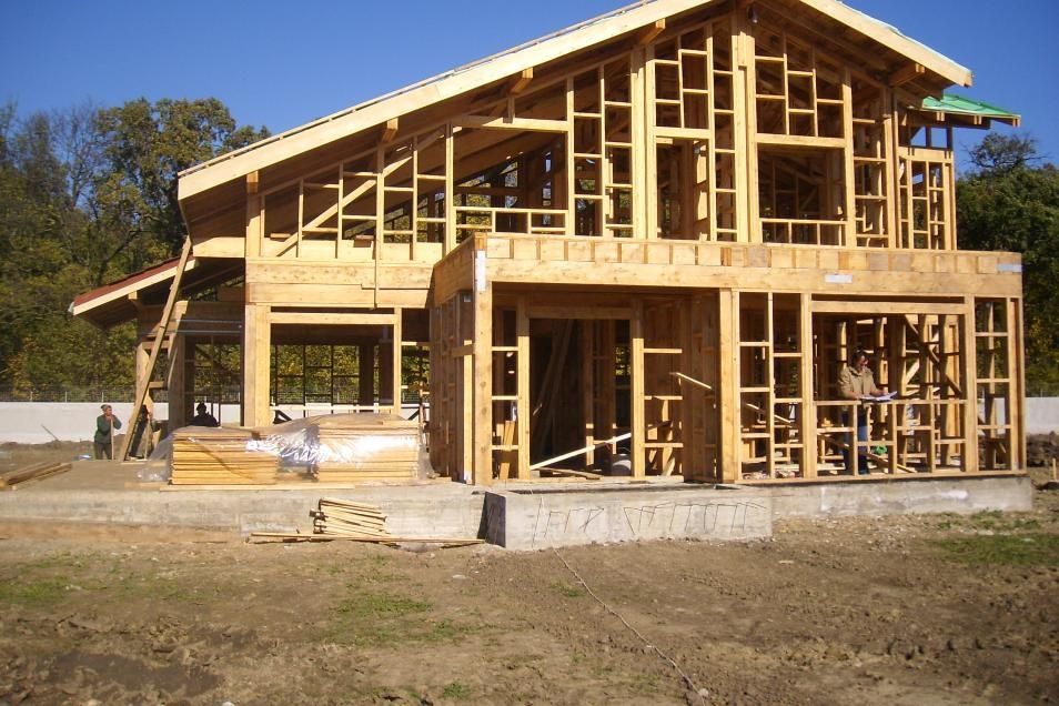 Reparatii Acoperisuri - Izolatii - Montaj Tigla - Garantie Completa