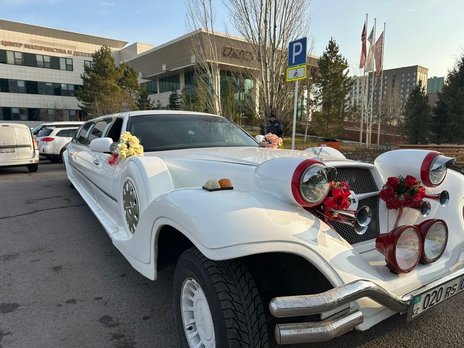 Прокат лимузина  .