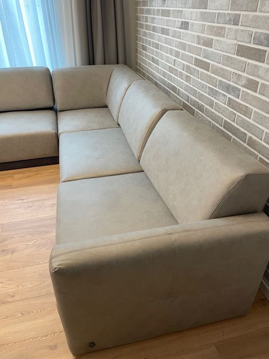 Чисто нов модулен диван LeMans Saloni 4.61 Х 3м