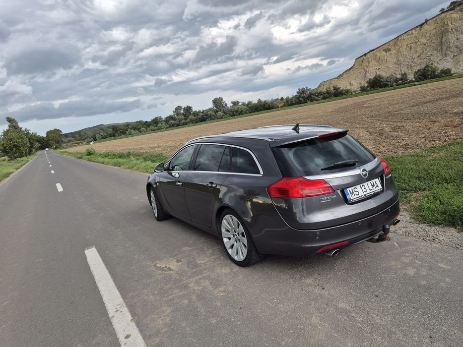 Opel insignia sport tourer