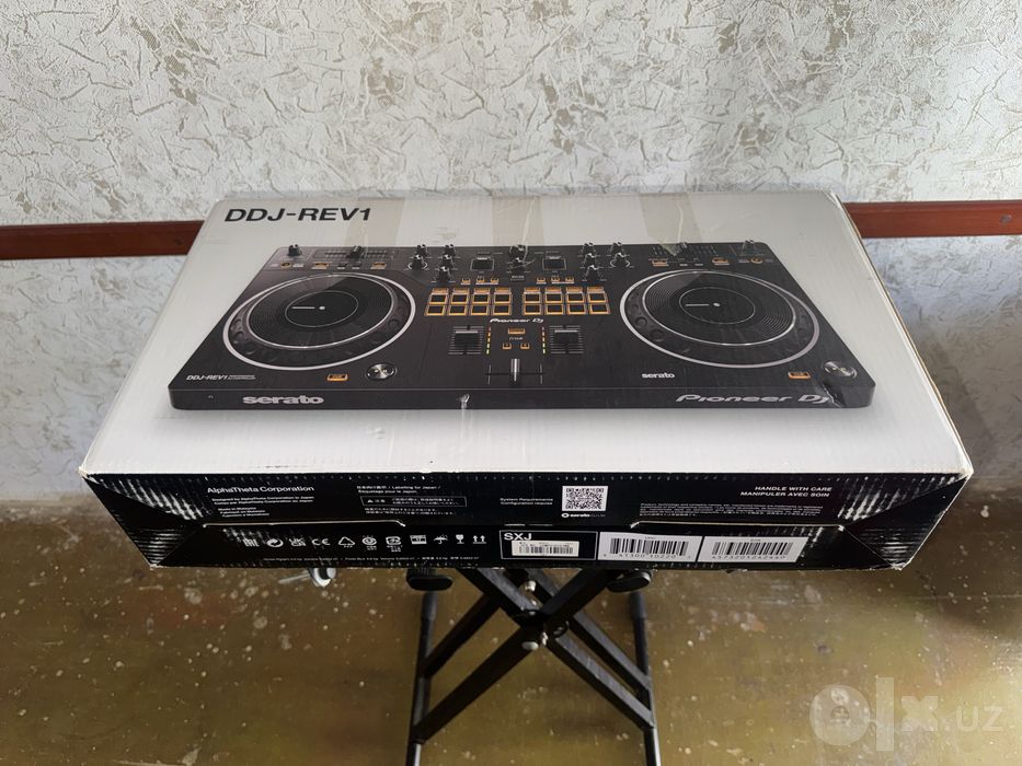 Pioneer Ddj-Rev1 коробка документ + сумка