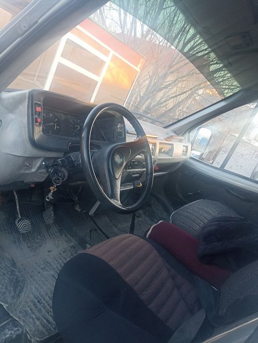 Gazel sotiladi 2001 yil