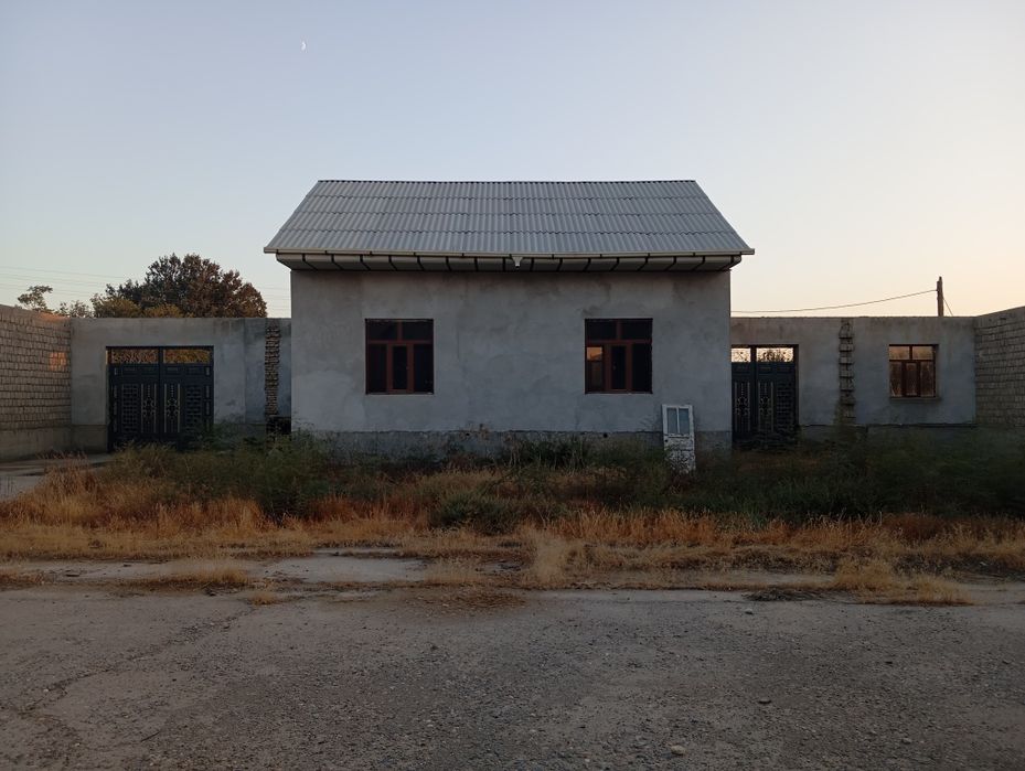 Уй сотилди 10 сотик