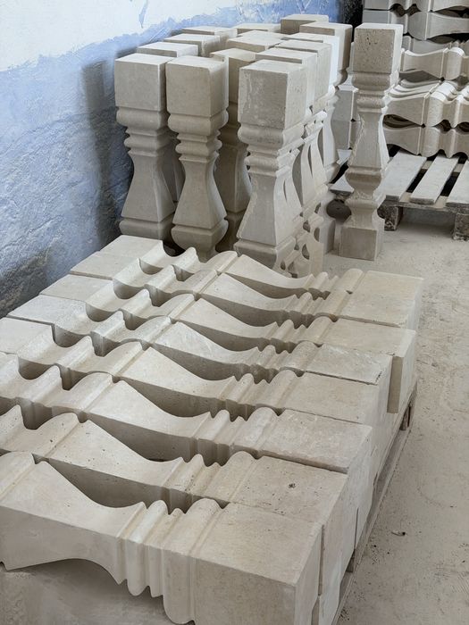 Баласина ерон ва киргиз травертиндан бор,