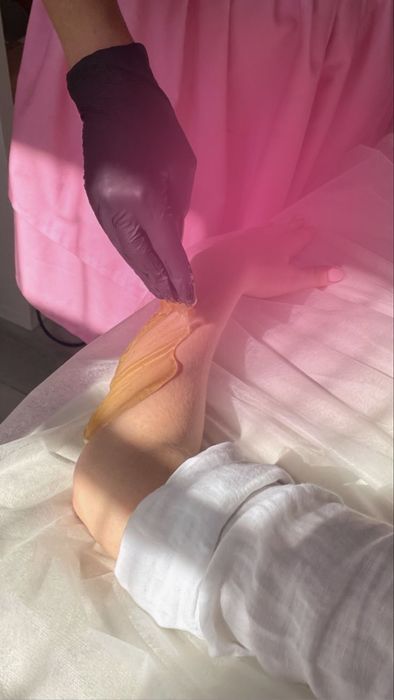 Наращивание ресниц, шугаринг