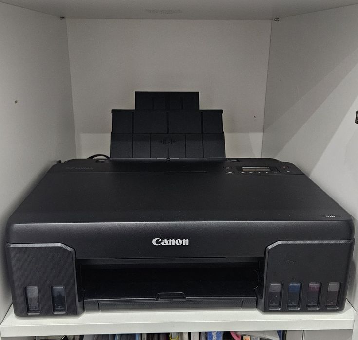 Продам цветной принтер Canon