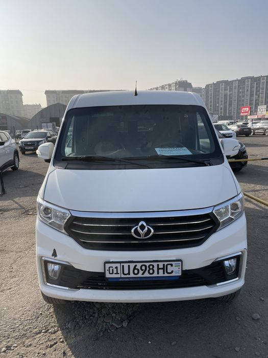 Changan V7.