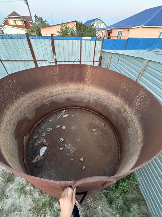 Продам емкость для воды металлический