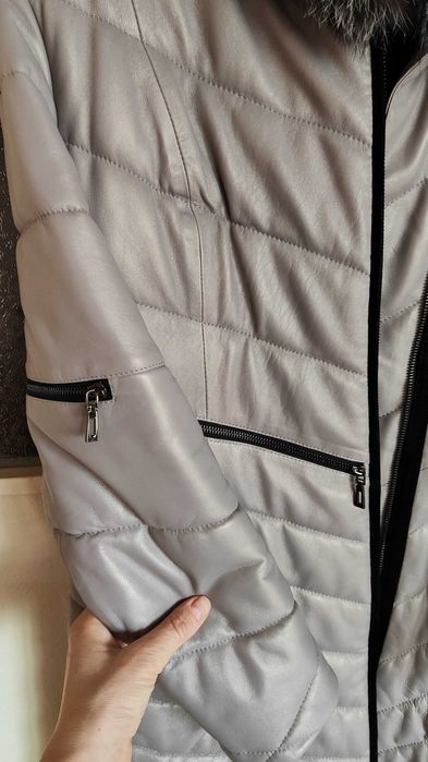 Зимно кожено яке .