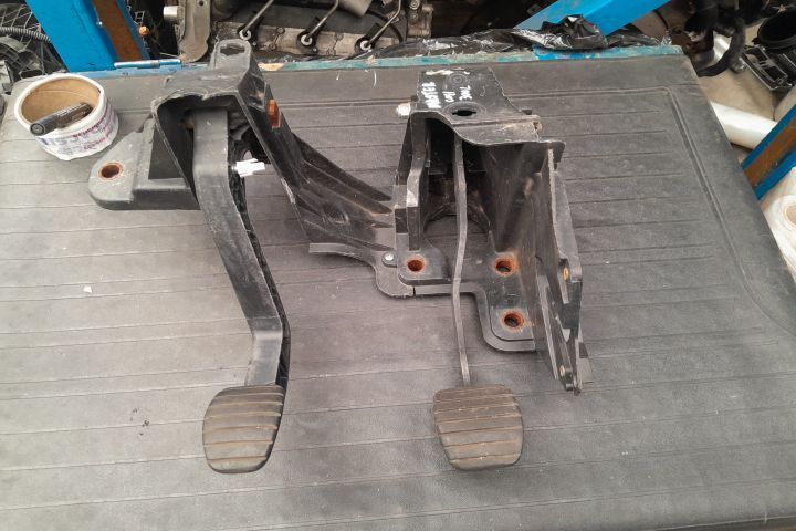 Pedala acceleratie Pod Pedalier Renault Master 3 [1st facelift] [2014