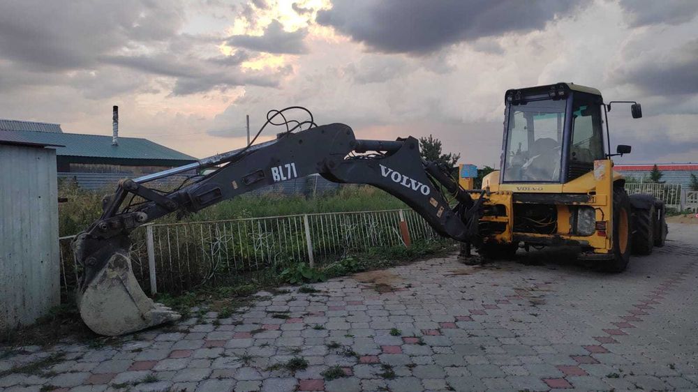 Продам Экскаватор погрузчик Вольво Бл71.2009г.в.