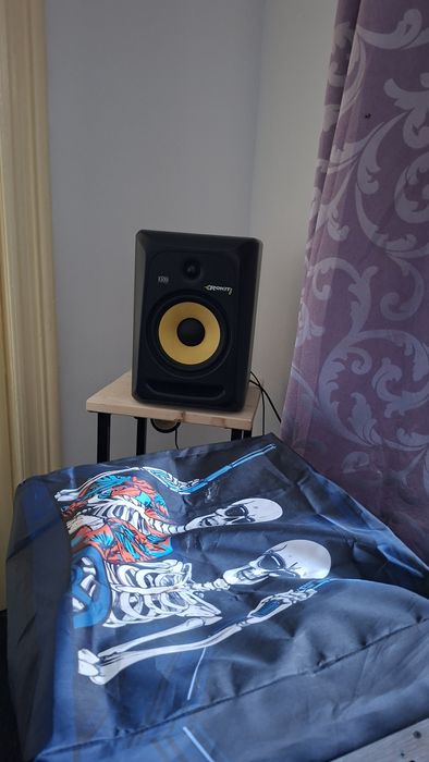 boxe active  K R K Systems