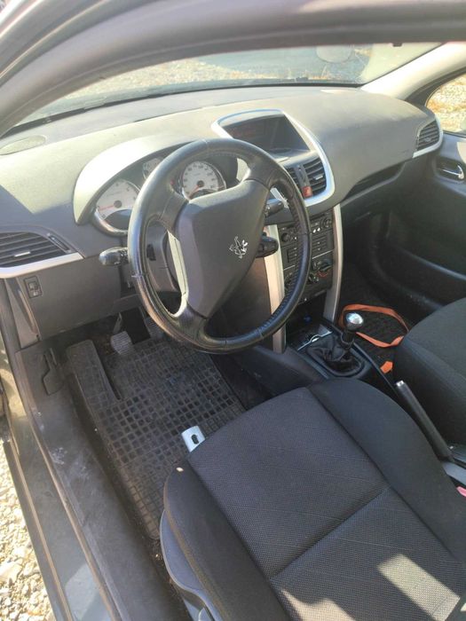 Peugeot 207 на части 1.4 95кс  пежо 207