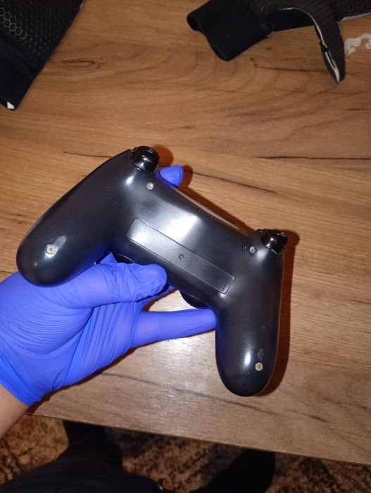 Vând console PS4