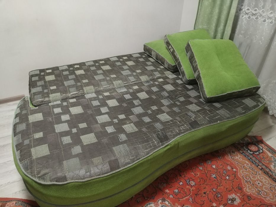 Продам диван  раздвижной