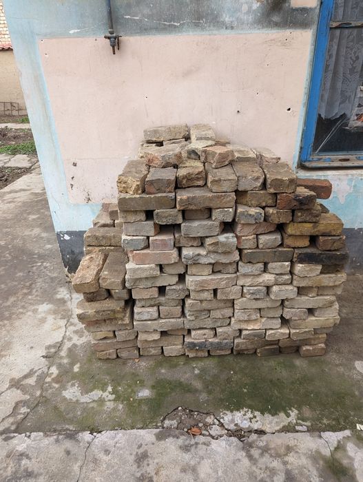 Кирпичи б /у Половинки даром