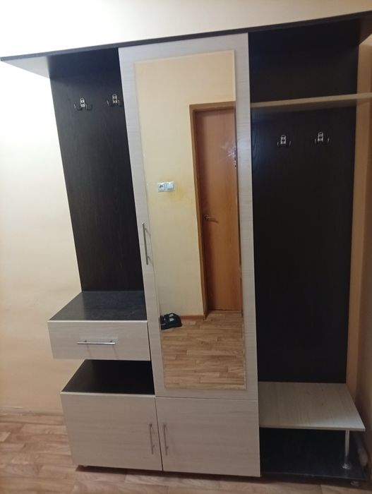 Продаётся шкаф для прихожки