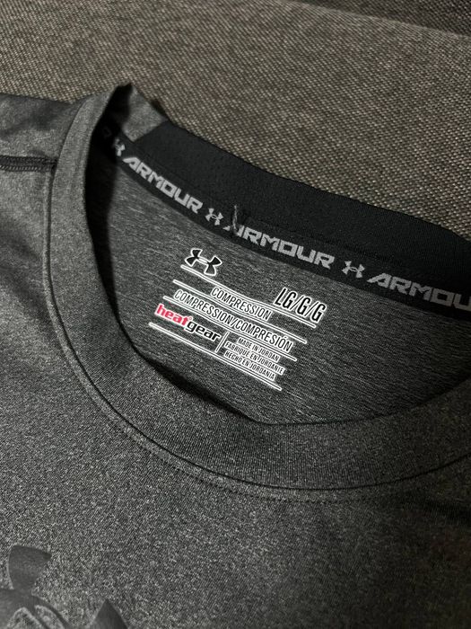 5€!!! Мъжки потник Under Armour L (Оригинал)