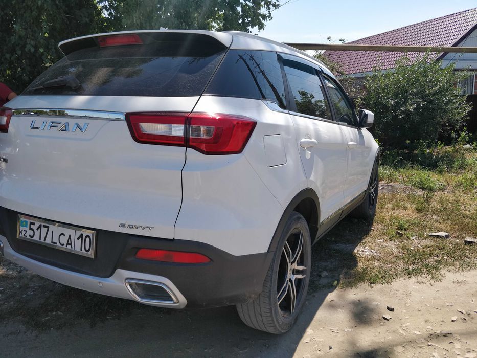 Продам Lifan X70