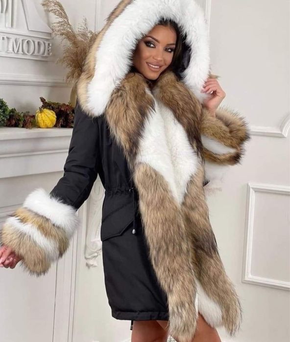 Geaca Parka cu blana naturală-Colectia noua. Calitate superioara . Pro