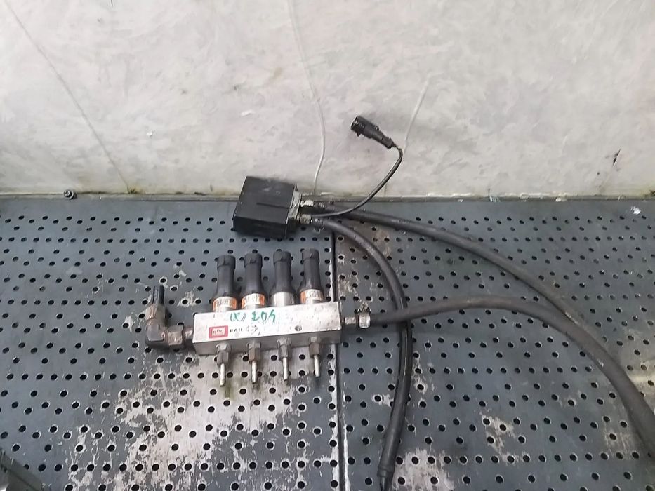 Injectoare gaz gpl 1.8 b mercedes c class w204 e1367r010185 16aa09s09