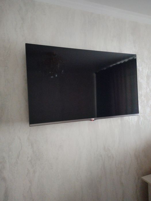 LG SmartTV 3D. 119см