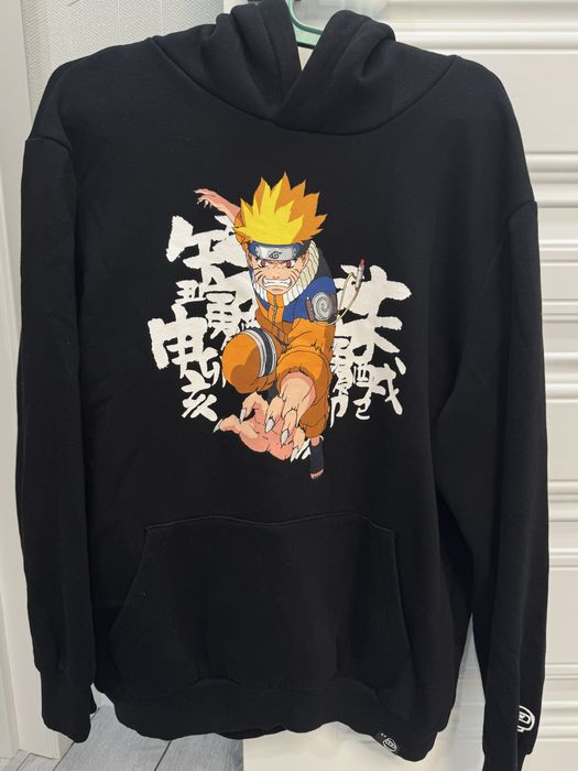 Худи Naruto x Bershka